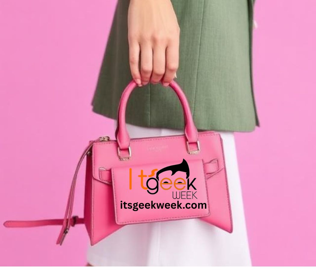 Mini Purses: 7 Reasons Tiny Bags Rule 2026